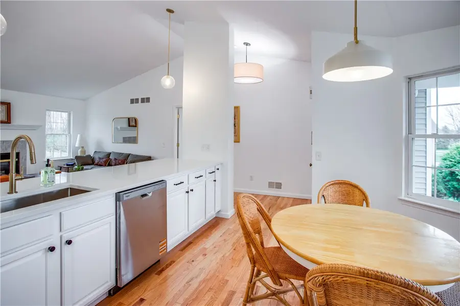 65 Bedfordshire Drive, Henrietta, NY 14467 - Image #3