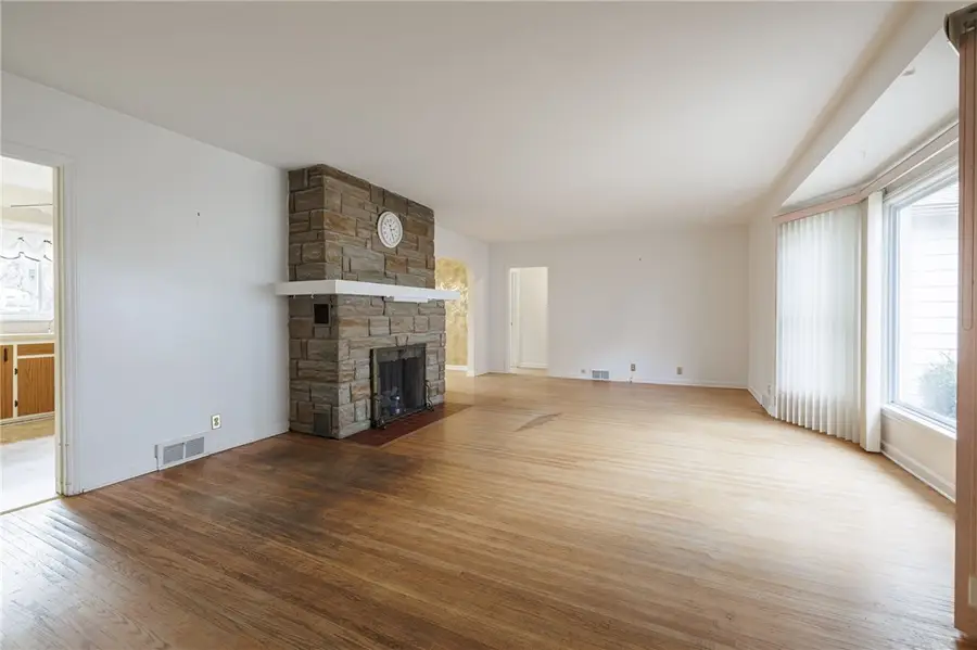 127 Barry Road, Rochester, NY 14617 - Image #2