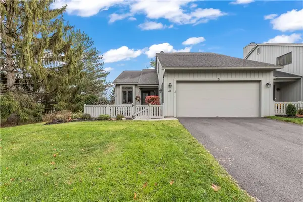 31 Hill Creek Road, Rochester, NY 14625