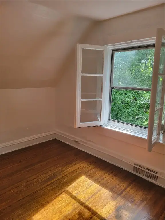 8 Rowley Street, Rochester, NY 14607 - Image #3