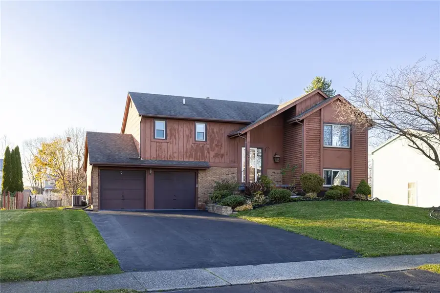 22 Springbrook Circle, Rochester, NY 14606 - Image #2