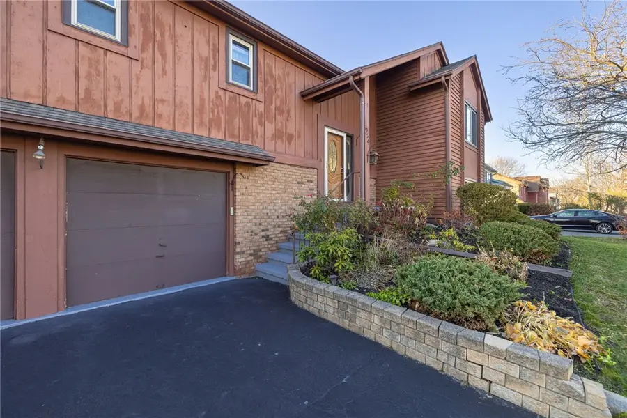 22 Springbrook Circle, Rochester, NY 14606 - Image #3