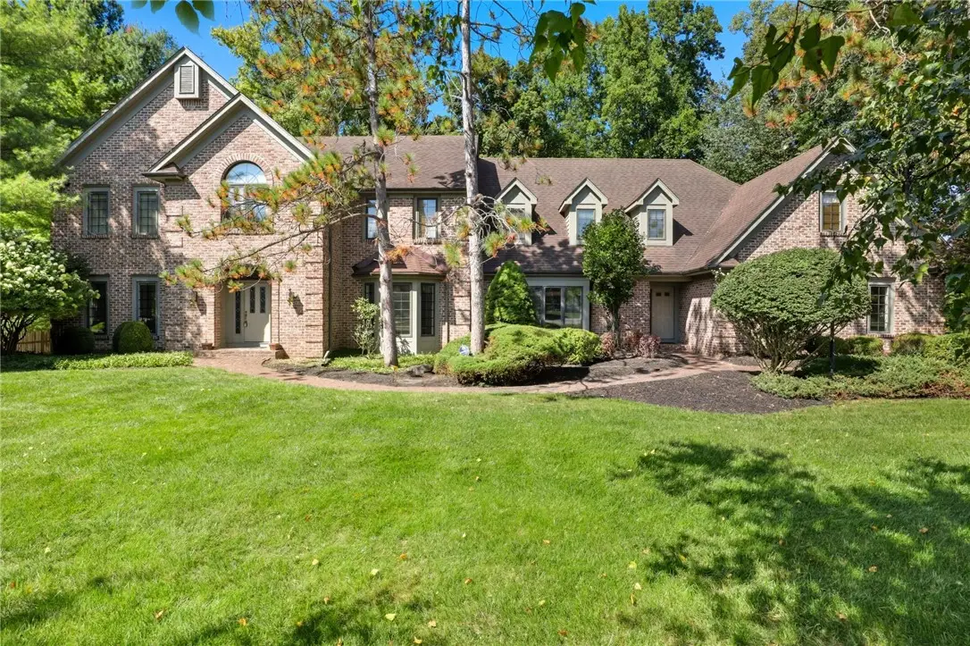 8054 Barony Woods, Pittsford, NY 14534 - Image #1