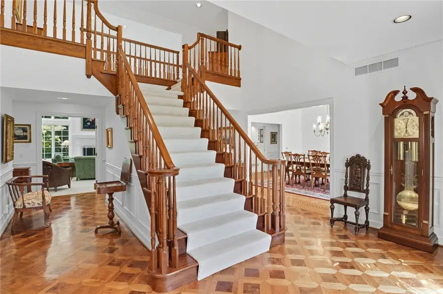 8054 Barony Woods, Pittsford, NY 14534 - Image #2