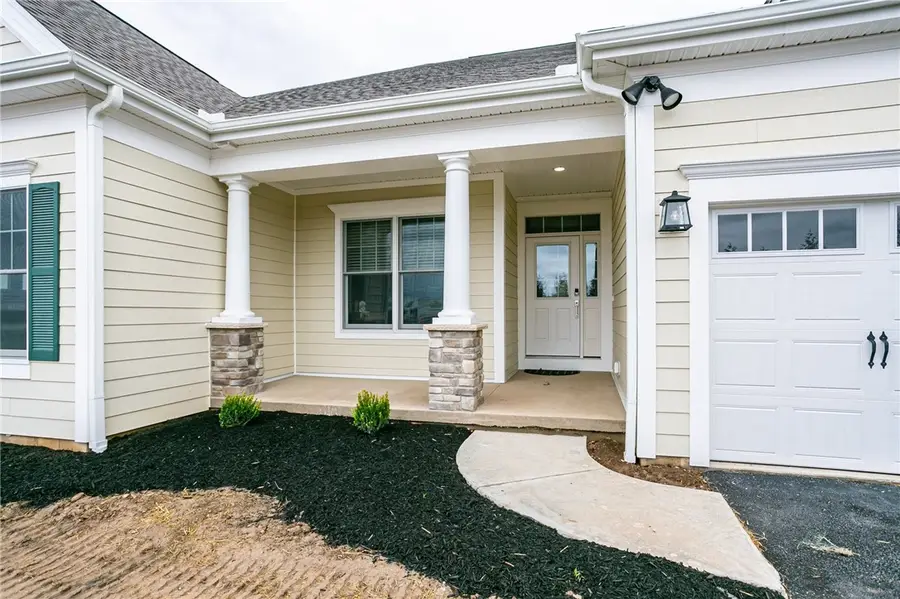 243 Bretlyn Circle, Rochester, NY 14618 - Image #2