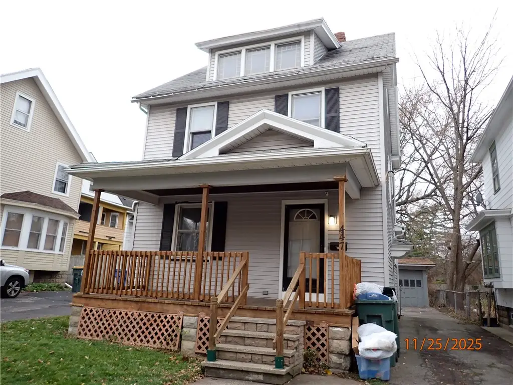 447 Raines Park, Rochester, NY 14613 - Image #1