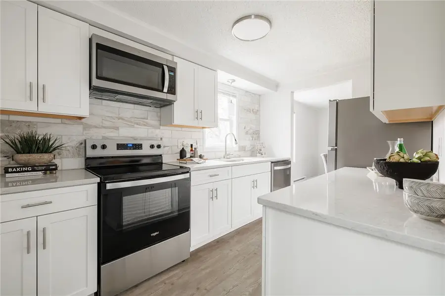 78 South Avenue, Shortsville, NY 14548 - Image #2