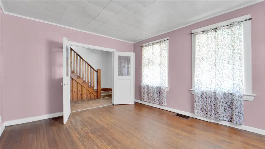 61 Crombie Street, Rochester, NY 14605 - Image #3