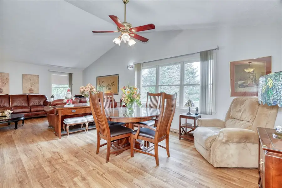 1076 Bright Stream Way, Webster, NY 14580 - Image #3