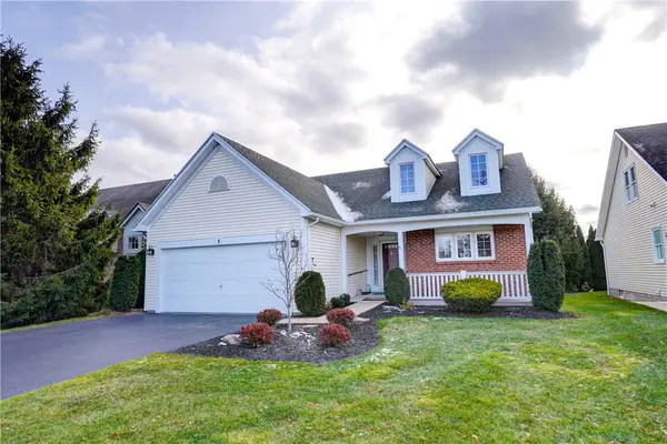 5 Killeen Drive, Fairport, NY 14450