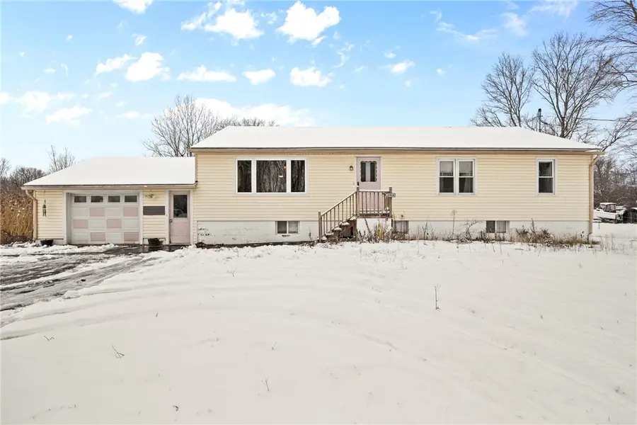 2466 Reed Road, Waterloo, NY 13165 - Image #2