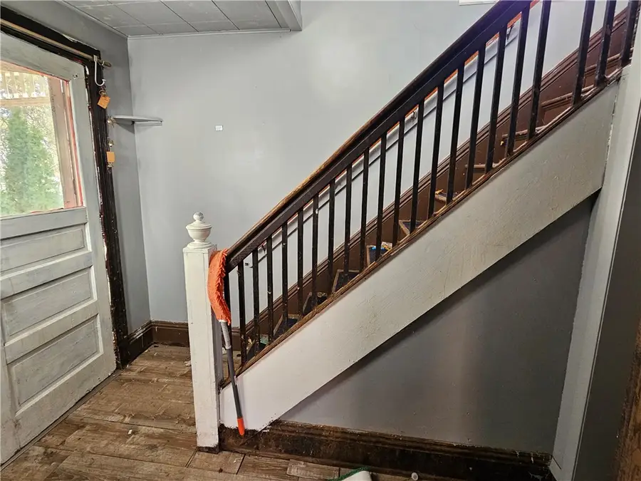 215 Park Drive, East Rochester, NY 14445 - Image #2