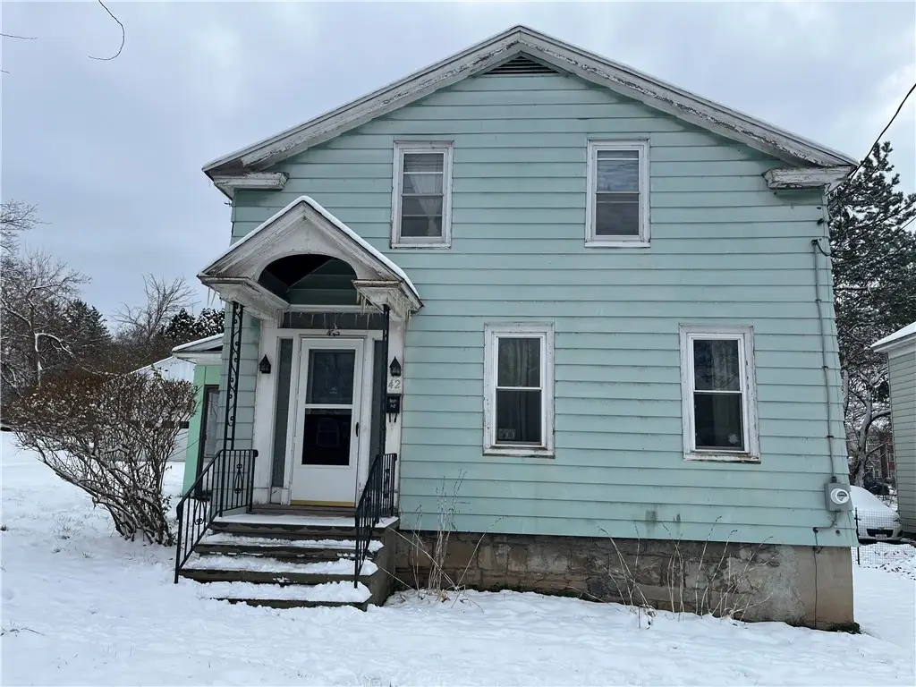 42 Seminary Street, Auburn, NY 13021 - Image #1