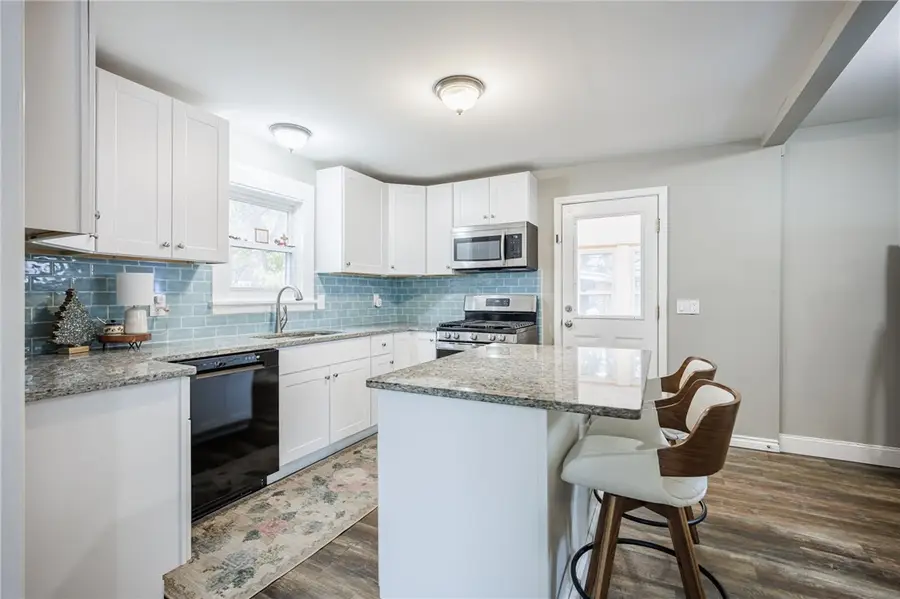 116 W Filbert Street, East Rochester, NY 14445 - Image #2