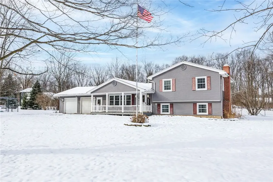 2747 Gildersleeve Road, Walworth, NY 14568 - Image #2