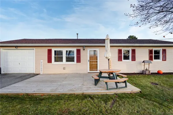 2261 Olmstead Road, Bloomfield, NY 14469