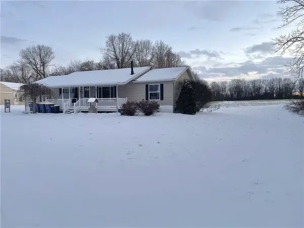 30 Elmhurst Circle, Auburn, NY 13021