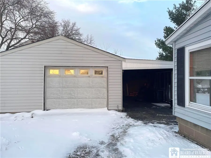 438 Hoyt Street, Dunkirk, NY 14048 - Image #2