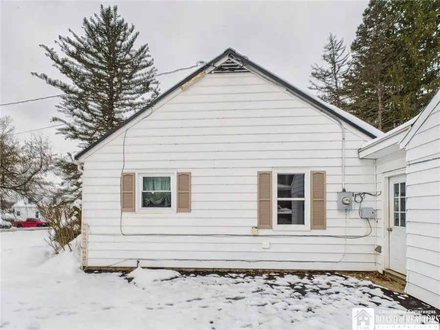 15 Mckune Avenue, Foster Brook, PA 16701 - Image #3