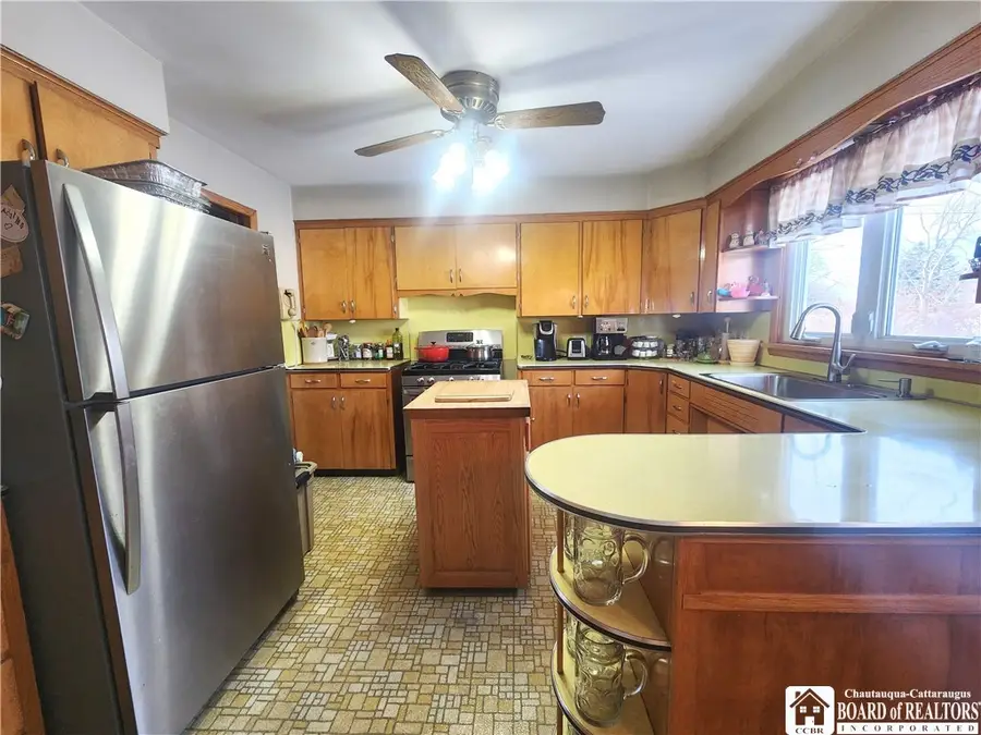 2 Leon Place, Fredonia, NY 14063 - Image #3