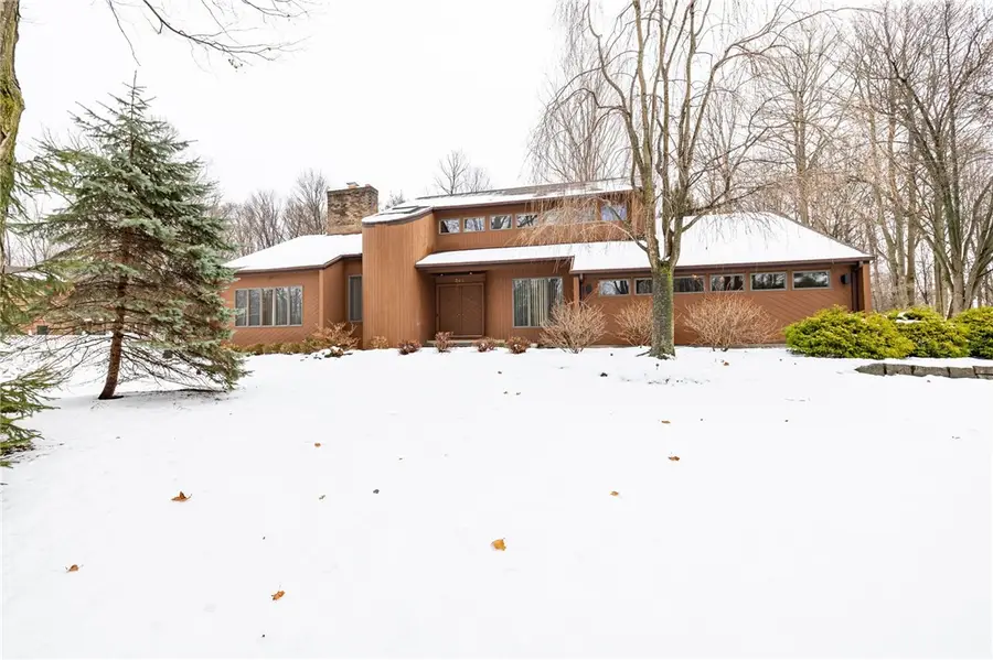342 Shadowbrook Drive, Webster, NY 14580 - Image #2
