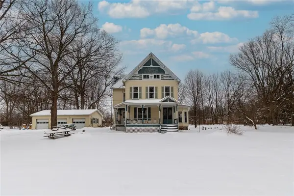 206 E Genesee Street, Clyde, NY 14433