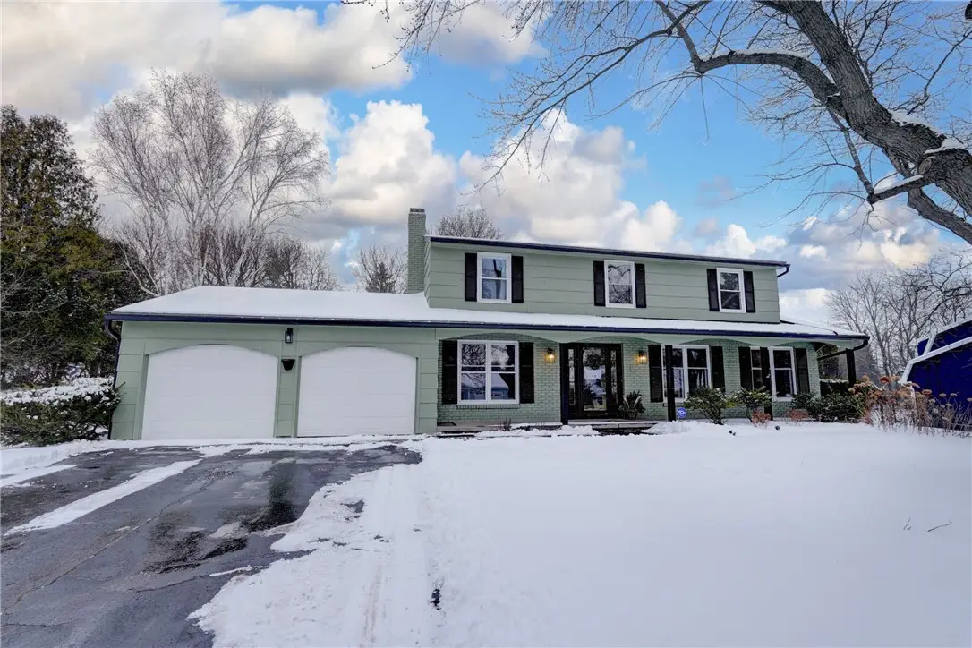 27 Crestview Drive, Pittsford, NY 14534 - Image #1