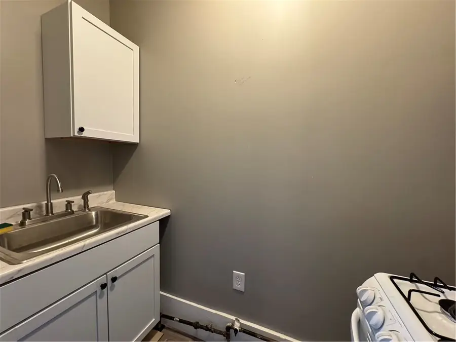 2042 Dewey Avenue #3, Rochester, NY 14615 - Image #3