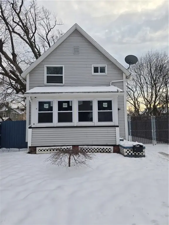 25 Emerson Park, Rochester, NY 14606