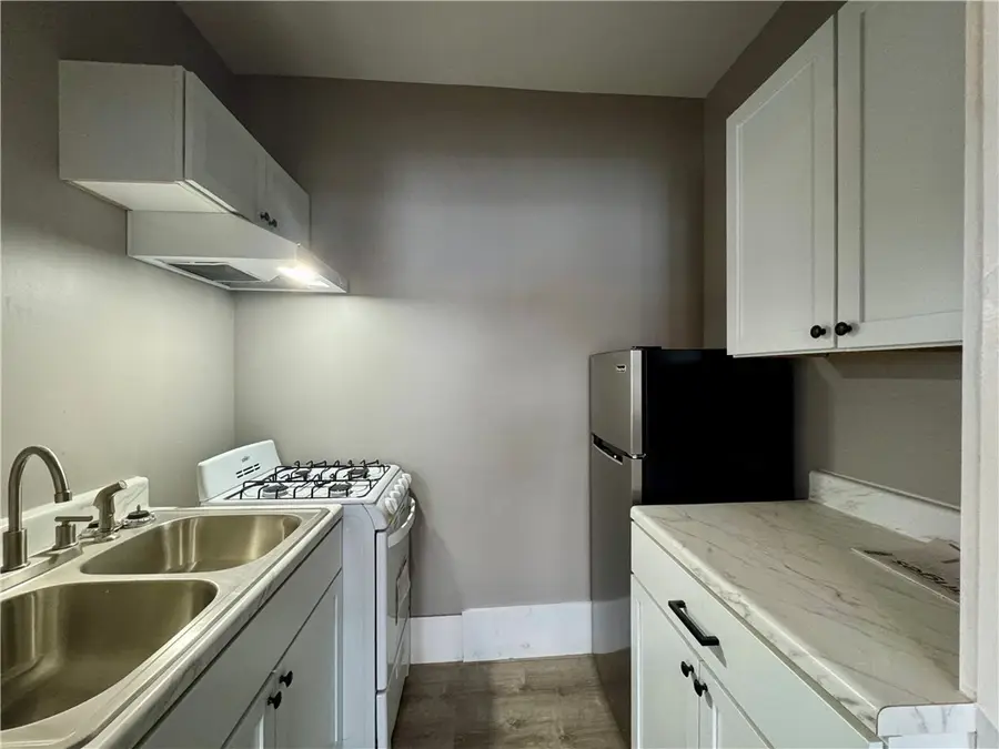 2042 Dewey Avenue #4, Rochester, NY 14615 - Image #2