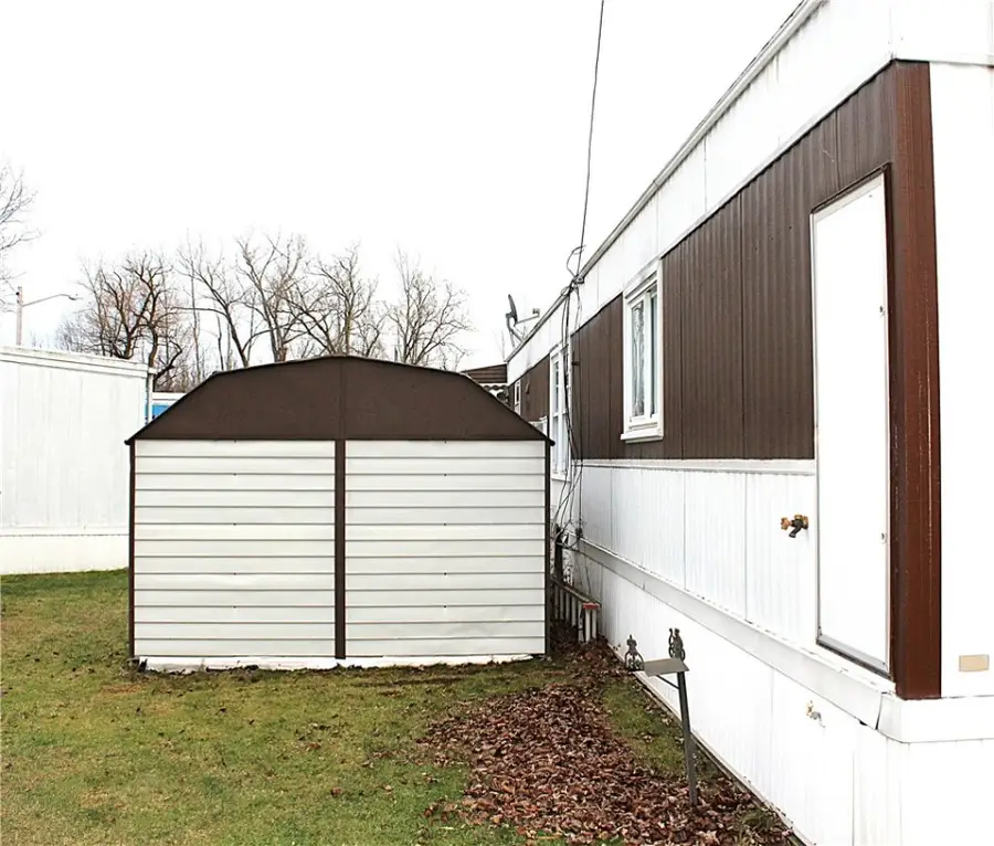 1742 Parma Hilton Corners Road #5, Spencerport, NY 14559 - Image #3