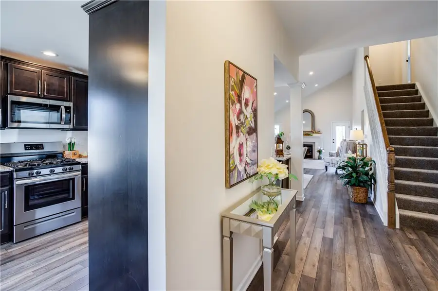 6127 Caleb Ct Court, Farmington, NY 14425 - Image #2