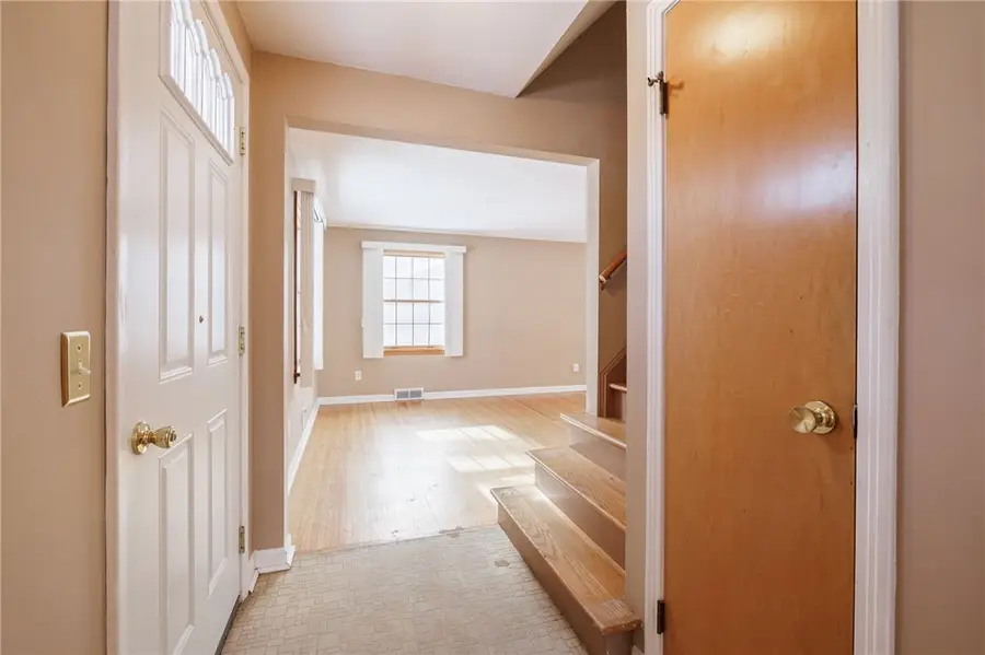 27 Lincolnshire Road, Webster, NY 14580 - Image #2