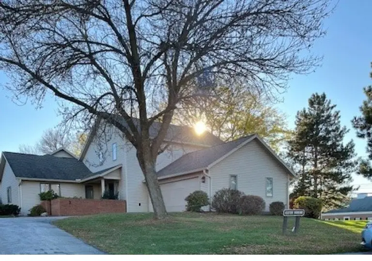 2 Greenwood Park, Pittsford, NY 14534 - Image #2