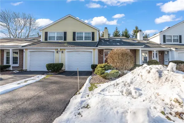 40 Old Stone Lane, Rochester, NY 14615