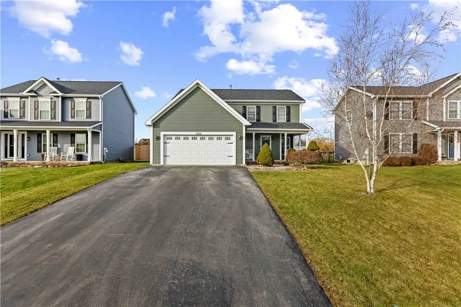 1544 Meadowbrook Lane, Farmington, NY 14425 - Image #2