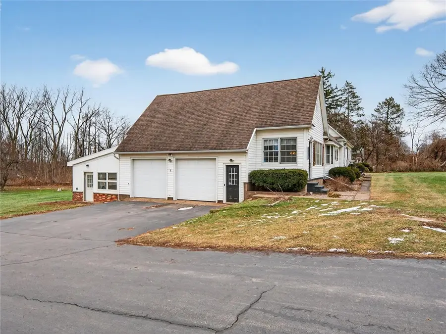 9478 W Ridge Road, Brockport, NY 14420 - Image #2