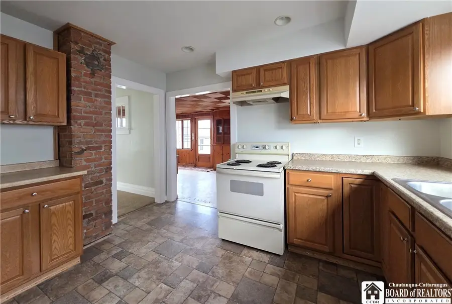 32 Albany Avenue, Dunkirk, NY 14048 - Image #3