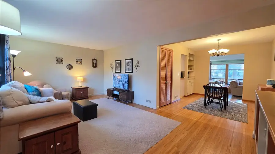 61 Villewood Drive, Rochester, NY 14616 - Image #3