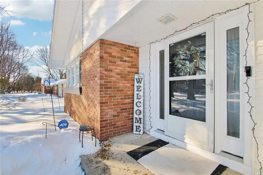 1658 Schlegel Road, Webster, NY 14580 - #2