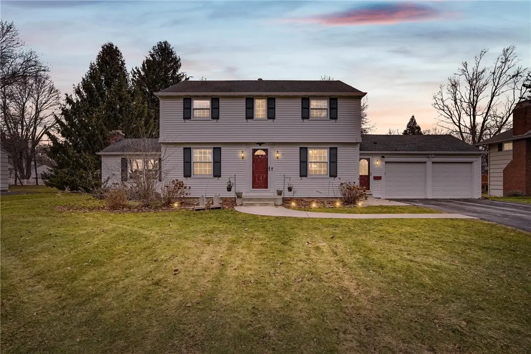 19 Maryvale Dr, Webster, NY 14580 - Image #1