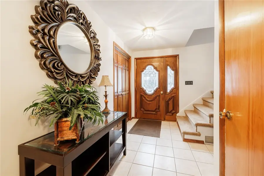 35 Astronaut Drive, Rochester, NY 14609 - Image #3