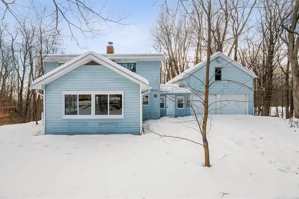 399 Jackson Summit Road E #E, Mayfield, NY 12117