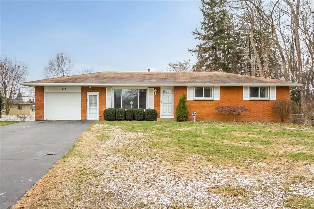142 Frandee Lane, Rochester, NY 14626 - Image #1