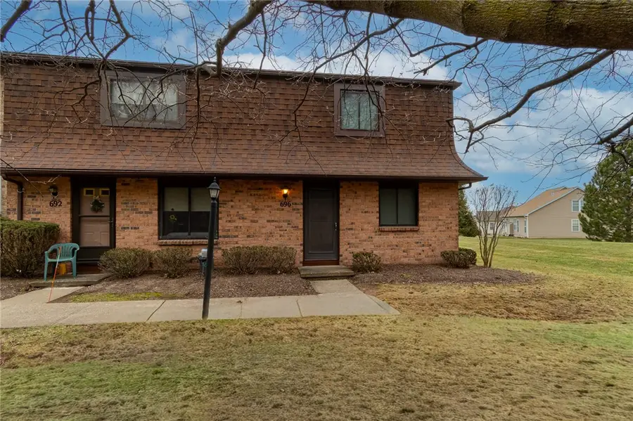 696 Surrey Hill, Rochester, NY 14623 - Image #2