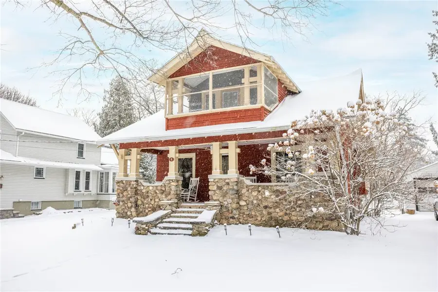 8 Elm Street, Le Roy, NY 14482 - #2