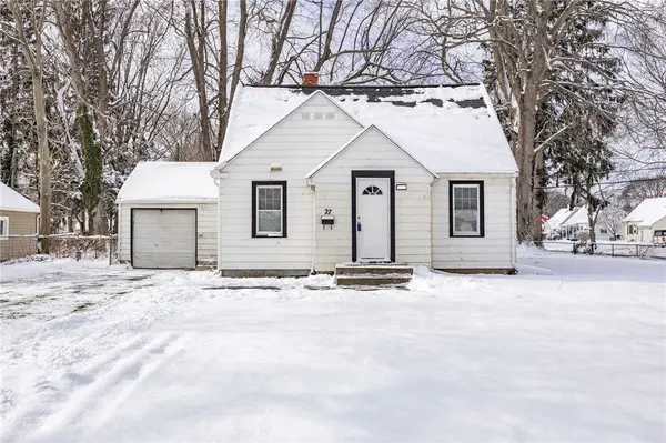 27 Woodside Ln Lane, Rochester, NY 14616