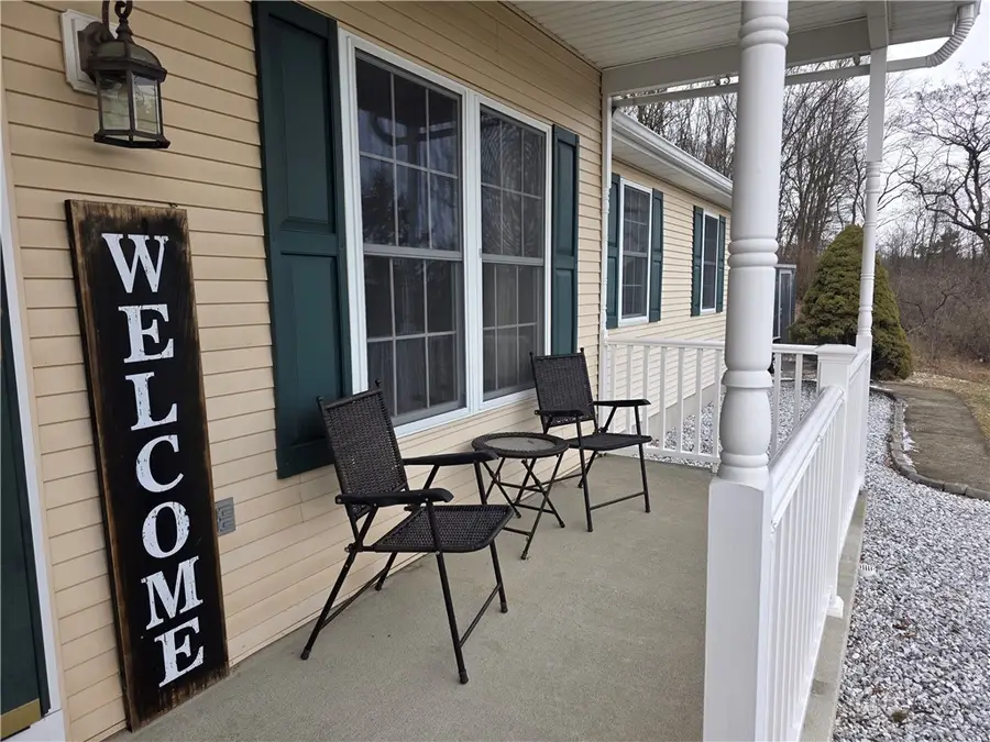 142 Nottingham Way, Elmira, NY 14903 - Image #3