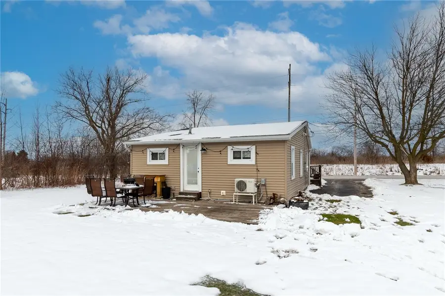 3914 Railroad Avenue, Williamson, NY 14589 - Image #3