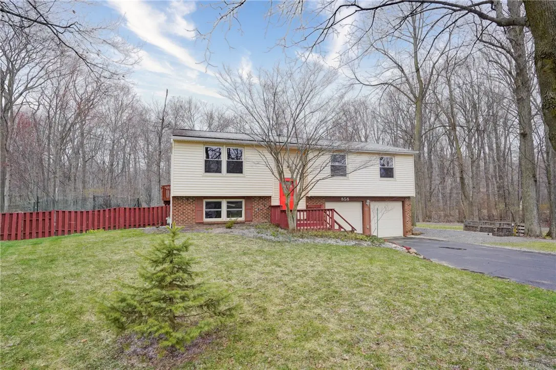 858 Bridle Lane, Webster, NY 14580 - #1